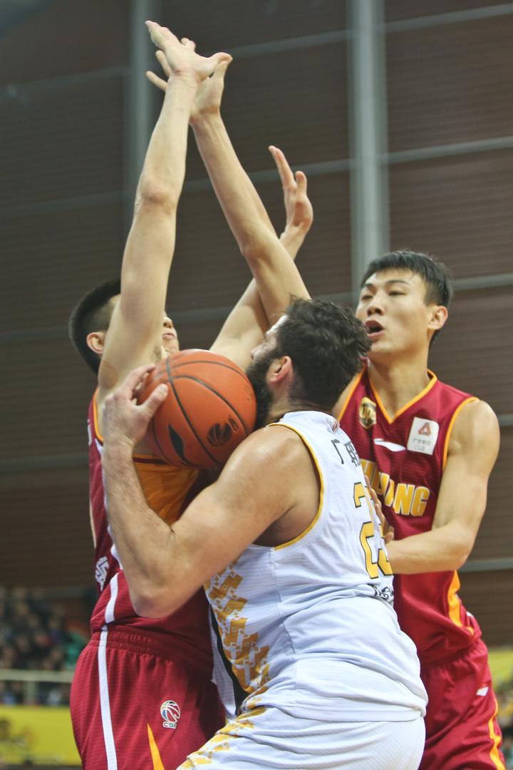 开云-浙江稠州今晚迎来里程碑；志在意大利杯名次提升；球迷炸锅；训练强度显著提升的简单介绍