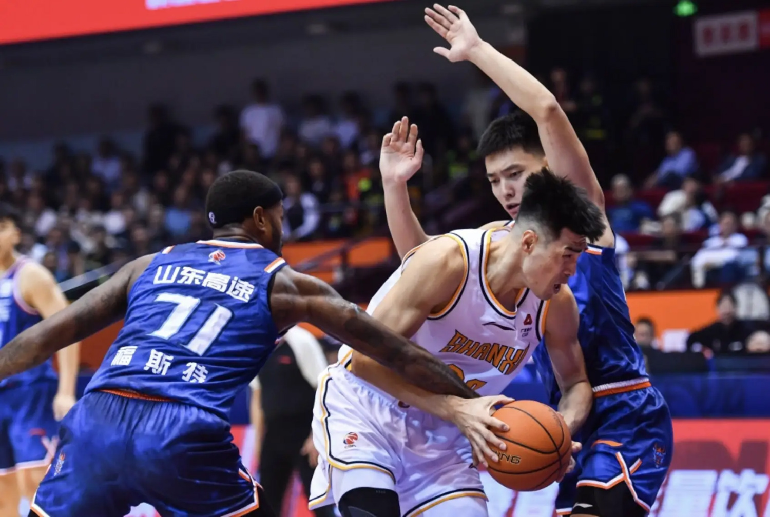 开云-包含赛前NBA常规赛焦点战，山东男篮外线爆发，更衣室稳定，资深球员宣示担当的词条