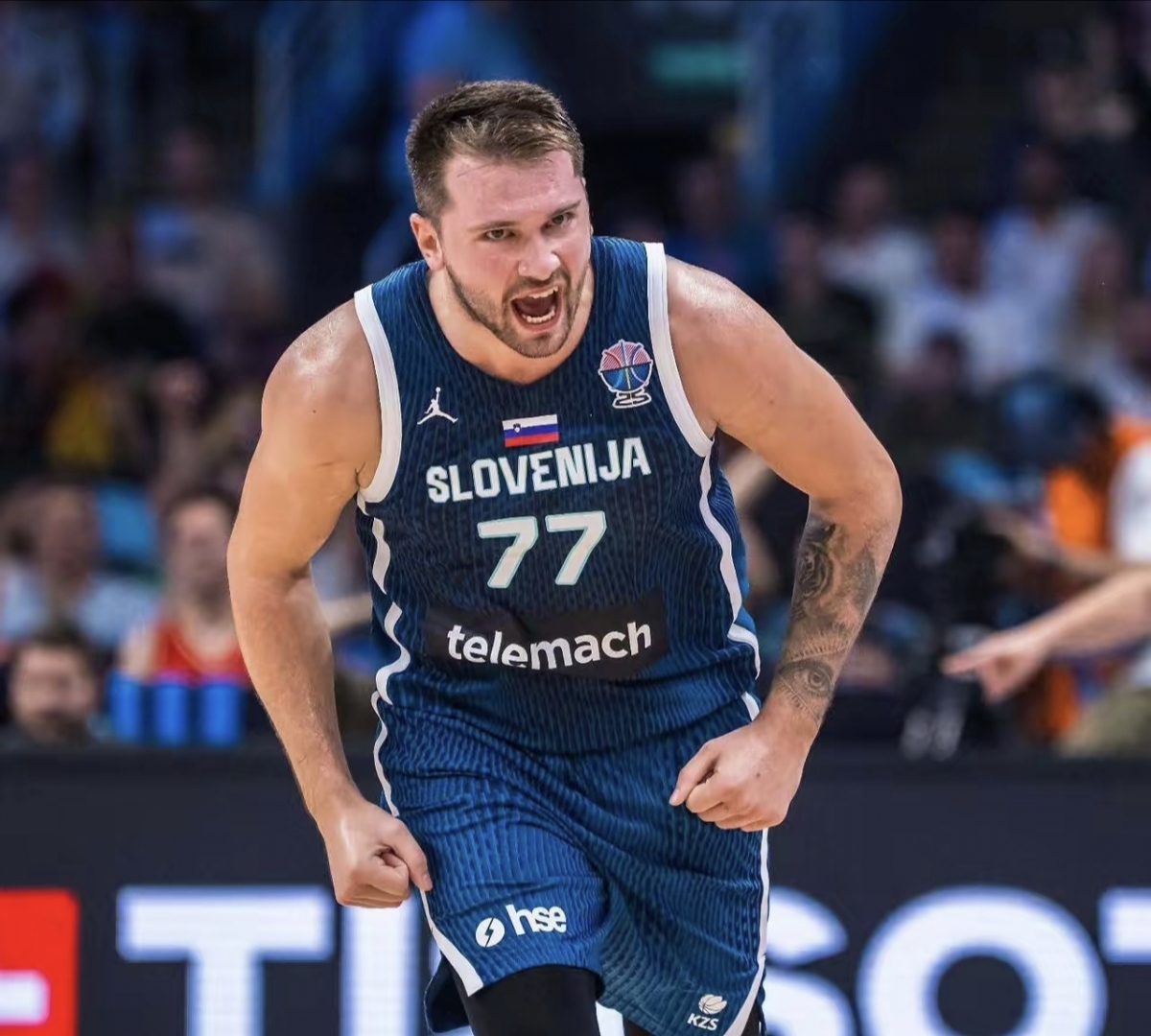 开云体育-包含清晨NBA总决赛传出新动向；拜仁慕尼黑调整名单；管理层表态：媒体盛赞；轮换策略成焦点的词条